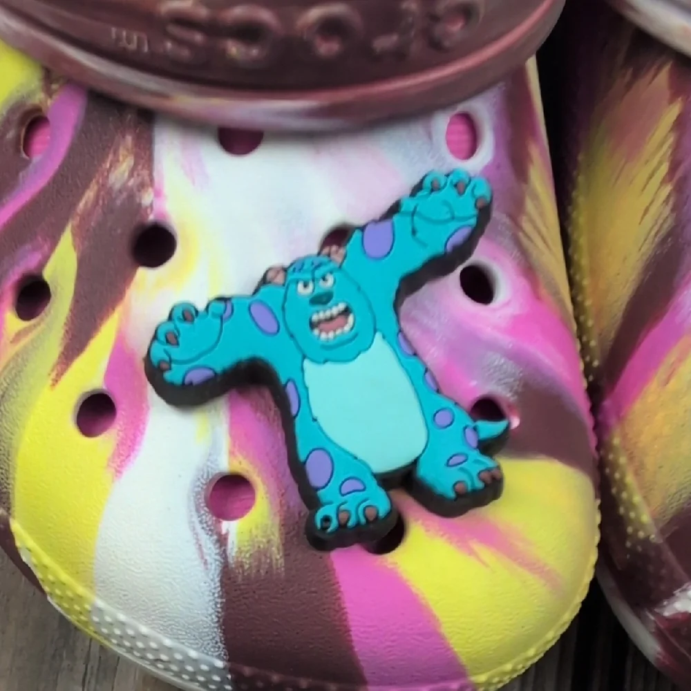 CROCS Size C11 Kids Fuzzy-lined Mable Color With Jibbitz
